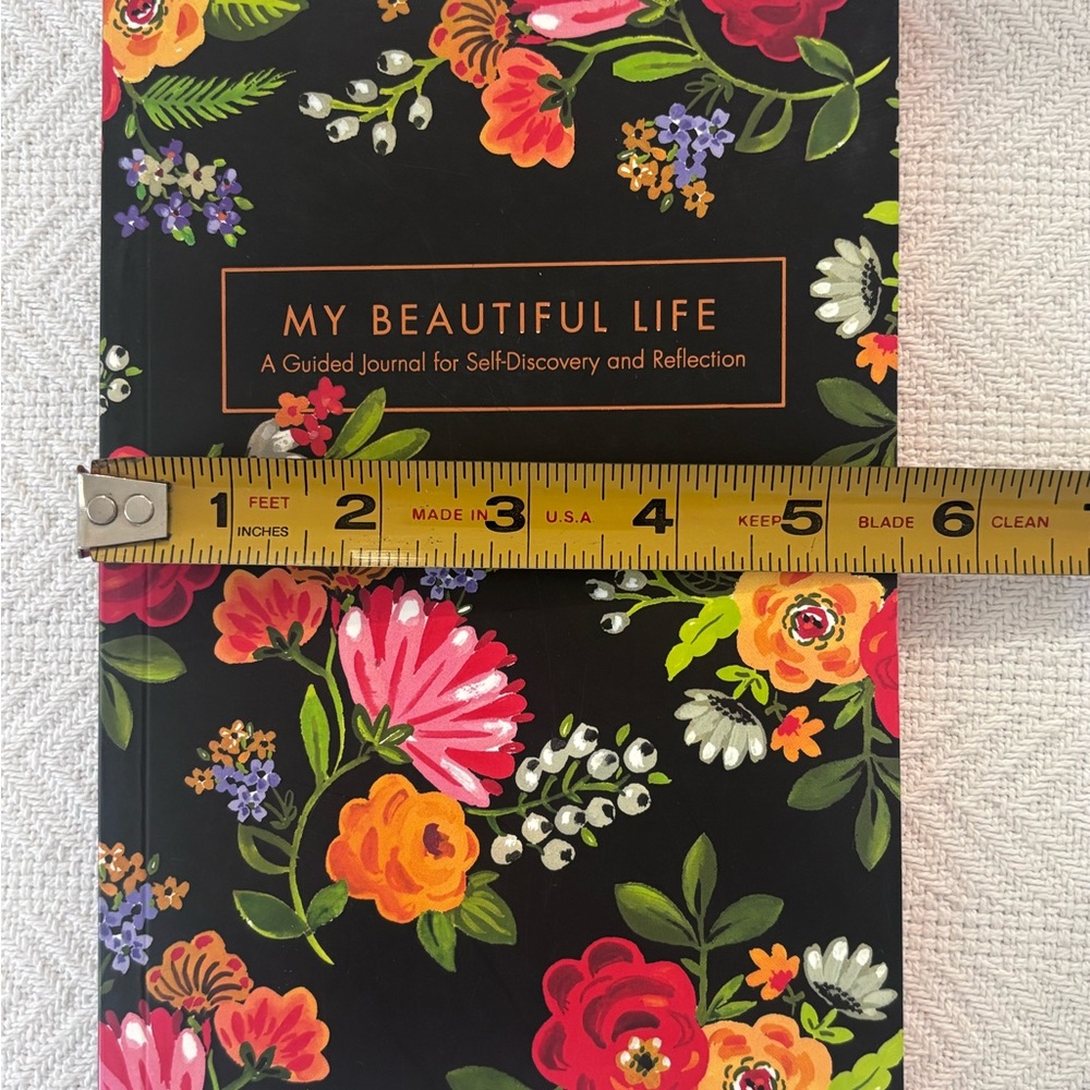 💜My Beautiful Life Guided Journal - Floral Black - Picture 7 of 9